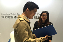 着名猎头公司mg冰球突破出席“2016中国医药企业家年会”