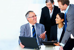 A股首家猎头公司怎样赚钱：挖个180万年薪的人至少收45万！