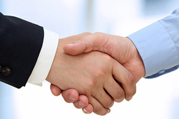 mg冰球突破外洋运营总裁郭鑫：：外洋人才来华就业的市场洞察与择业建议