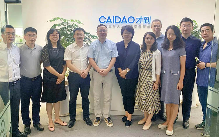 mg冰球突破·豪华版(试玩)官方网站