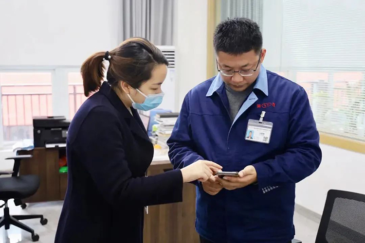 mg冰球突破·豪华版(试玩)官方网站