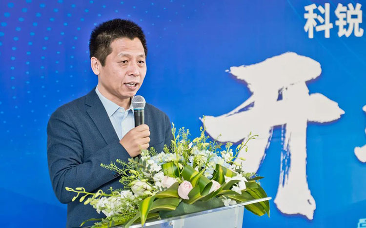 人力资源公司mg冰球突破董事长高勇代表企业揭晓致辞