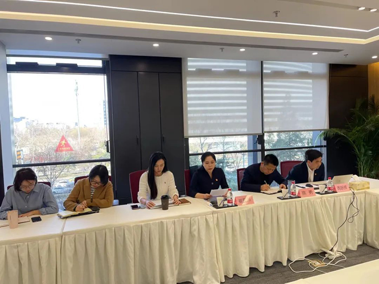 人力资源公司mg冰球突破党委举行“两会”精神及经济政策解读专题讲座